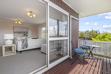 Photo of property in 1/2 Purchas Road, Hauraki, Auckland, 0622