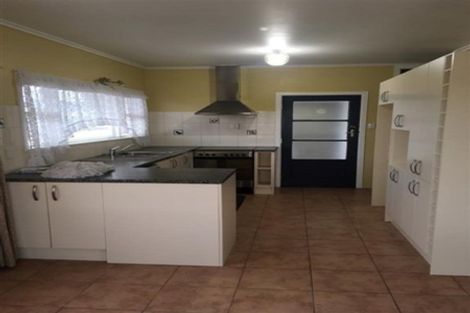 Photo of property in 1 Beaumonts Way, Manurewa, Auckland, 2102