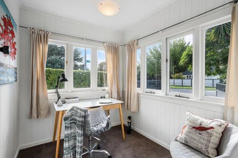 Photo of property in 60 Aroha Avenue, Sandringham, Auckland, 1025