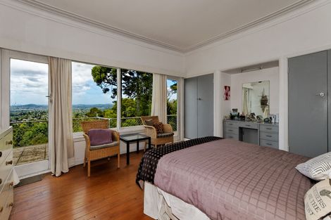 Photo of property in 3 Park Road, Titirangi, Auckland, 0604