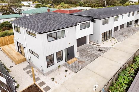 Photo of property in 90a Seymour Road, Sunnyvale, Auckland, 0612