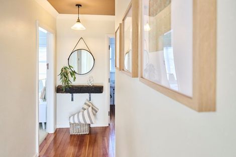 Photo of property in 4 Mana Avenue, Titahi Bay, Porirua, 5022