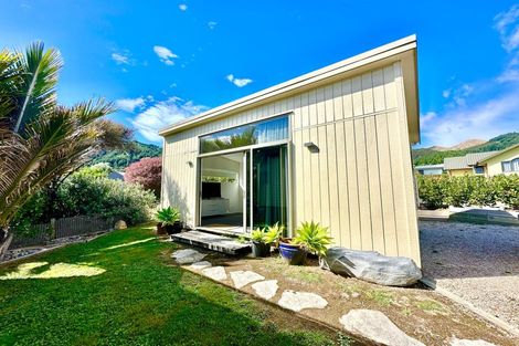Photo of property in 21 Nyhane Drive, Ligar Bay, Takaka, 7183