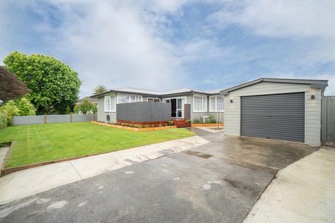 Photo of property in 2 Chester Crescent, West End, Palmerston North, 4410