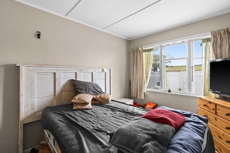 Photo of property in 2 Merton Crescent, Pirimai, Napier, 4112