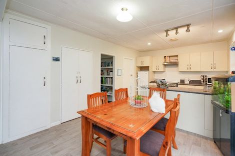 Photo of property in 106 Dunlop Street, Wallacetown, 9816