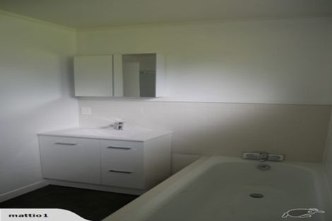 Photo of property in 12 Wilkinson Way, Browns Bay, Auckland, 0630