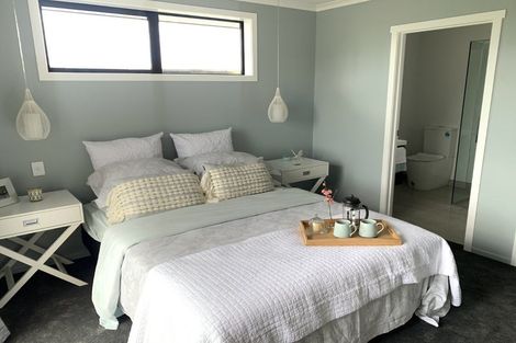 Photo of property in 26 Omahuru Road, Glenbrook, 2681