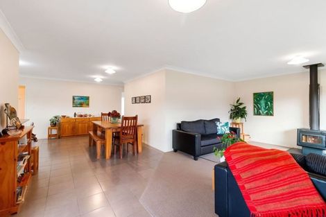 Photo of property in 17 Impala Place, Whitianga, 3510