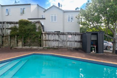 Photo of property in 14/30 John Jennings Drive, Oteha, Auckland, 0632