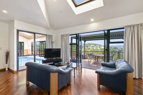 Photo of property in 19 George Gee Drive, Korokoro, Lower Hutt, 5012