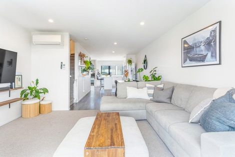 Photo of property in 40 Memorial Park Lane, Hobsonville, Auckland, 0618