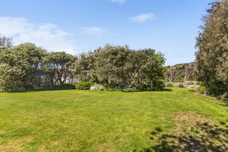 Photo of property in 140 Paetawa Road, Peka Peka, Waikanae, 5391
