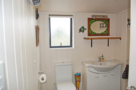 Photo of property in 1104 Oneriri Road, Kaiwaka, 0573