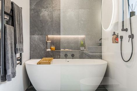 Photo of property in 2/269a Great North Road, Henderson, Auckland, 0612