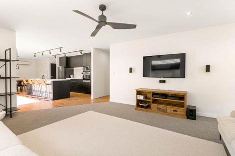 Photo of property in 11 Livingstone Drive, Papamoa Beach, Papamoa, 3118