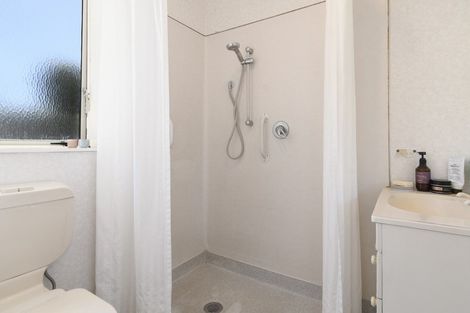 Photo of property in 4 Beach Grove, Omokoroa, 3114