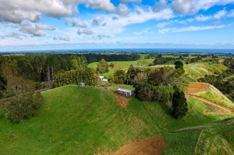 Photo of property in 483 Upper Pitone Road, Pitone, New Plymouth, 4374