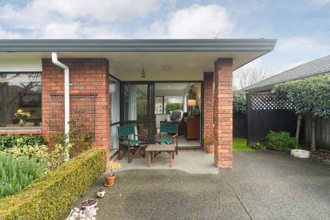 Photo of property in 4 Mckenzie Court, Terrace End, Palmerston North, 4410