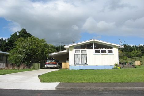 Photo of property in 135 Chichester Drive, Rosehill, Papakura, 2113