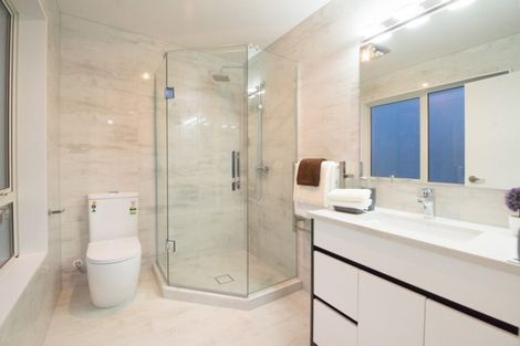 Photo of property in 11 Ballindrait Drive, Flat Bush, Auckland, 2019