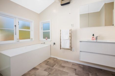 Photo of property in 27 Stanley Street, Wainuiomata, Lower Hutt, 5014