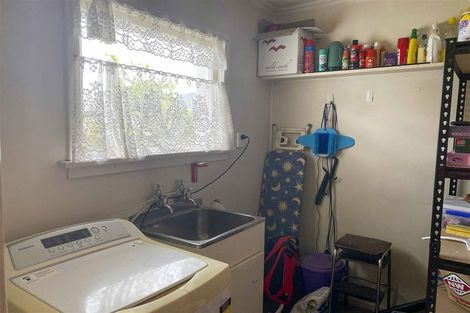 Photo of property in 1 Alexander Avenue, Newfield, Invercargill, 9812