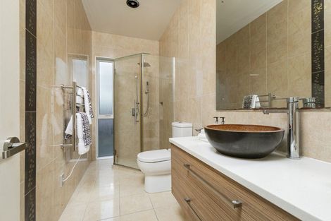 Photo of property in 6 Mural Place, Greenhithe, Auckland, 0632