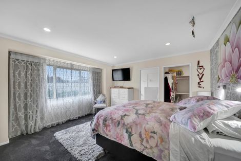 Photo of property in 24 Park Lane, Waitara, 4320