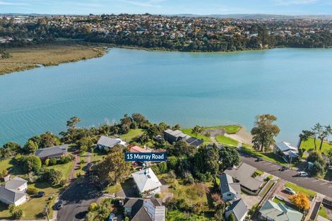 Photo of property in 15 Murray Road, Te Atatu Peninsula, Auckland, 0610