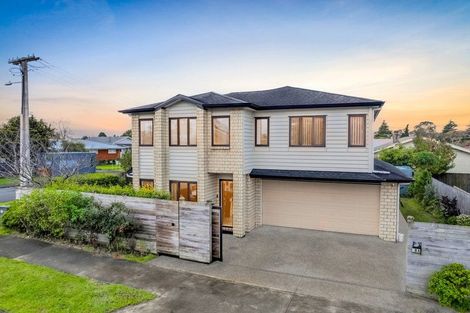 Photo of property in 8a Ron Keat Drive, Papakura, 2110