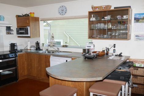 Photo of property in 68 Ames Street, Paekakariki, 5034