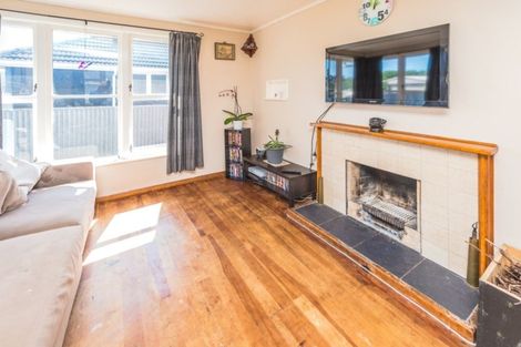 Photo of property in 10 Kauri Street, Gonville, Whanganui, 4501