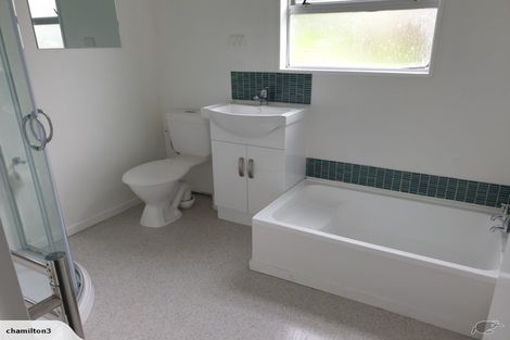 Photo of property in 1/17 Kowhai Street, Tawa, Wellington, 5028