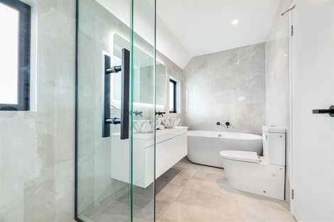 Photo of property in 14b Firth Road, Torbay, Auckland, 0630