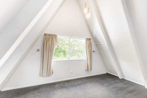 Photo of property in 82a Raumati Road, Raumati Beach, Paraparaumu, 5032