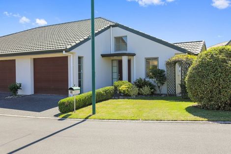 Photo of property in 19 Lakeridge Close, Rangatira Park, Taupo, 3330