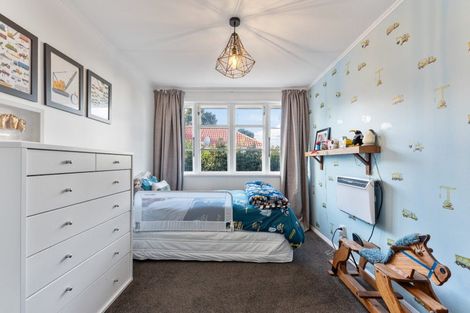 Photo of property in 21 Hadfield Crescent, College Estate, Whanganui, 4500