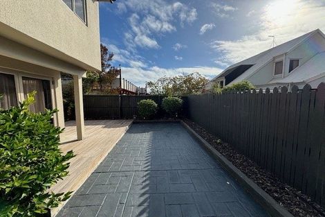 Photo of property in 591b Barbadoes Street, Edgeware, Christchurch, 8013