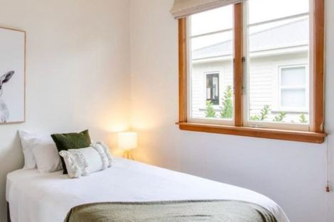 Photo of property in 215 Park Road North, Parkvale, Hastings, 4122