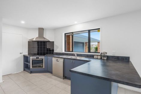 Photo of property in 21 Forest Drive, Parklands, Christchurch, 8083