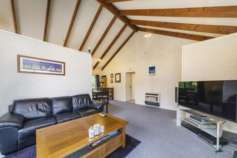 Photo of property in 16a Wood Street, Takaro, Palmerston North, 4410