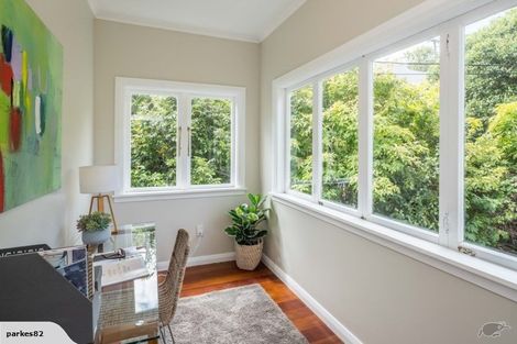 Photo of property in 25 Awarua Street, Ngaio, Wellington, 6035