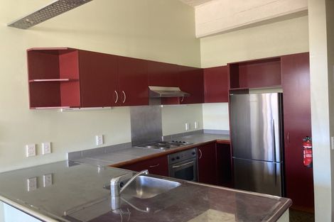Photo of property in Pirie Street Townhouses, 28/35 Pirie Street, Mount Victoria, Wellington, 6011