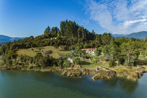 Photo of property in 50 Rangihaeata Road, Rangihaeata, Takaka, 7182