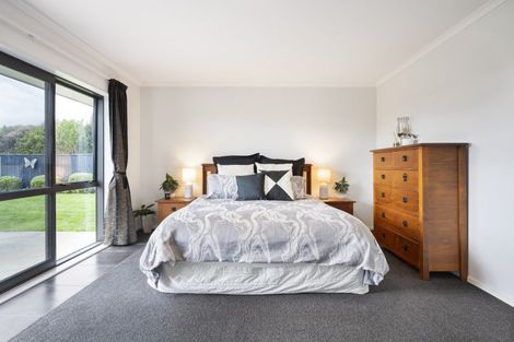 Photo of property in 146 Mount Taylor Drive, Feilding, 4775