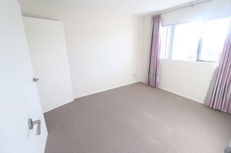 Photo of property in 7 Andy Crescent, Flat Bush, Auckland, 2016