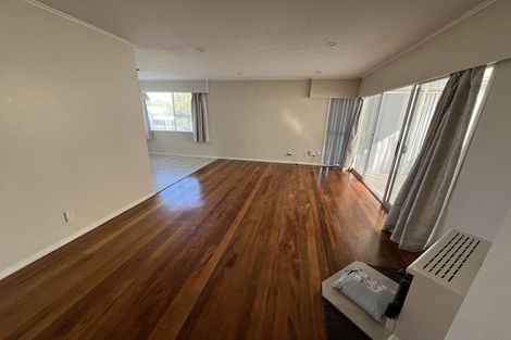 Photo of property in 9 Wycherley Drive, Bucklands Beach, Auckland, 2014