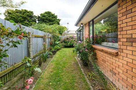 Photo of property in 3 Ronberg Street, Highbury, Palmerston North, 4412