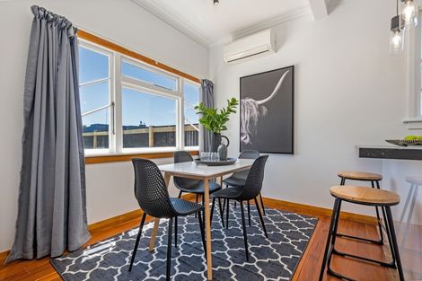 Photo of property in 14a Rewa Street, Takaro, Palmerston North, 4412